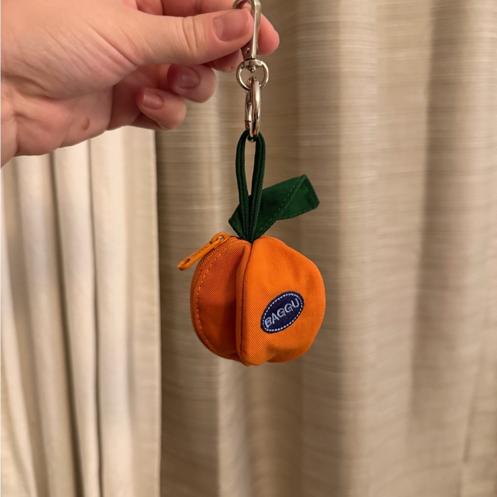 BAGGU Orange Fruit Keychain Pouch with Green Leaf